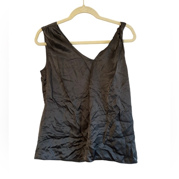 BANANA REPUBLIC CHARCOAL GRAY SILK TANK - Picture 1 of 4